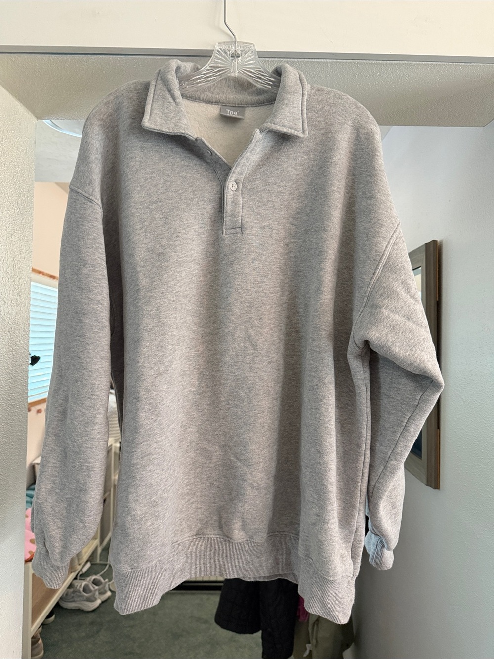 Aritzia Sweatfleece Grey pullover